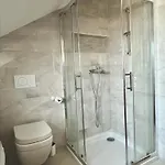 Emona شقة *